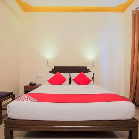Collection O Sincro Hotell Madgaon Exteriör bild